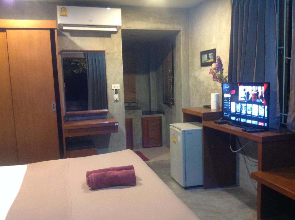 Waikiki Beach Garden Resort Ban Nua Eksteriør billede
